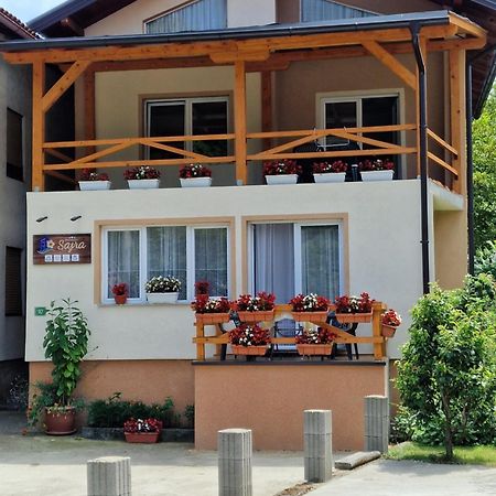 Studio Apartman Sajra Кулен Вакуф Экстерьер фото